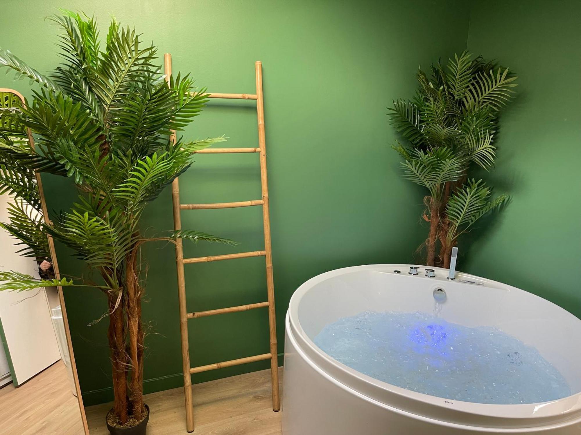 Evasion Exotique - Suite Selva - Jaccuzzi Privatif Amiens Exterior foto